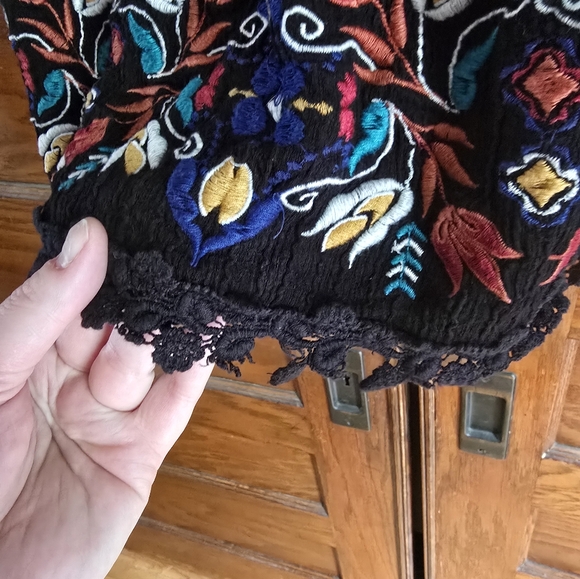 Torrid Embroidered Tank - Picture 5 of 6